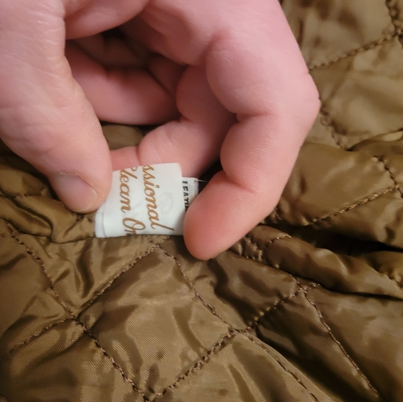 The Leather Shops brown warm and heavy coat. 44 reg brand new not a flaw on it. - Picture 9 of 9